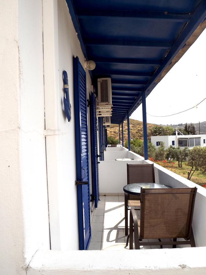 Eleftheria Rooms Livadi  Bagian luar foto